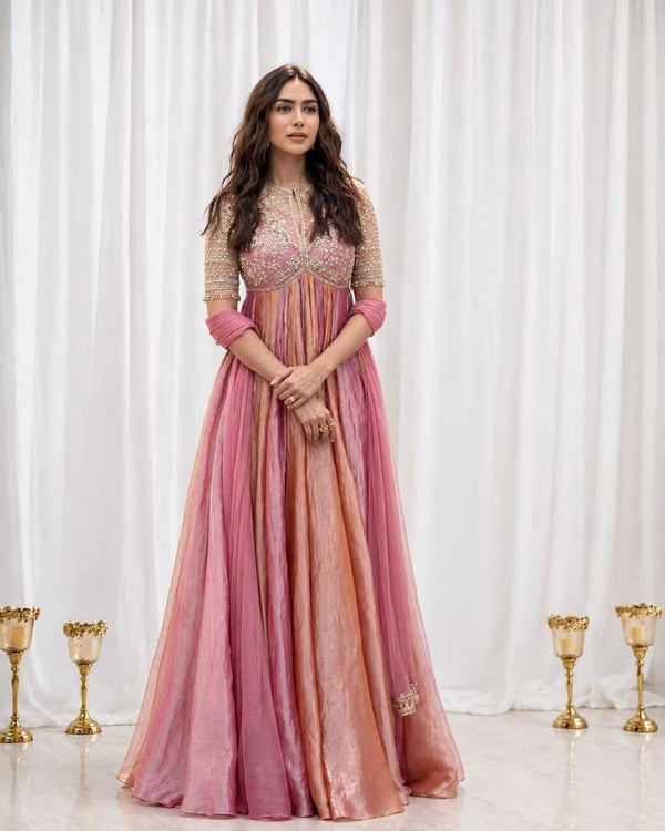 Mrunal Thakur Beautiful Gown Recreate