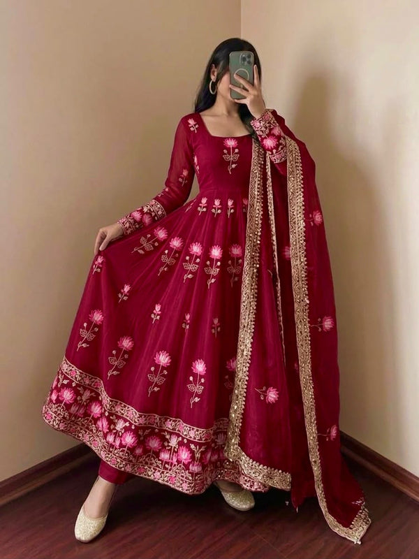 READY TO WEAR GOWN IN FENDY SILK FABRIC